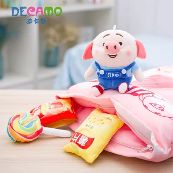 Candice guo! drăguț de pluș jucărie minunat un sac de buzunar zhu xiao pi porc piggy lollipop chip moale perna umpluta perna cadou de ziua de nastere